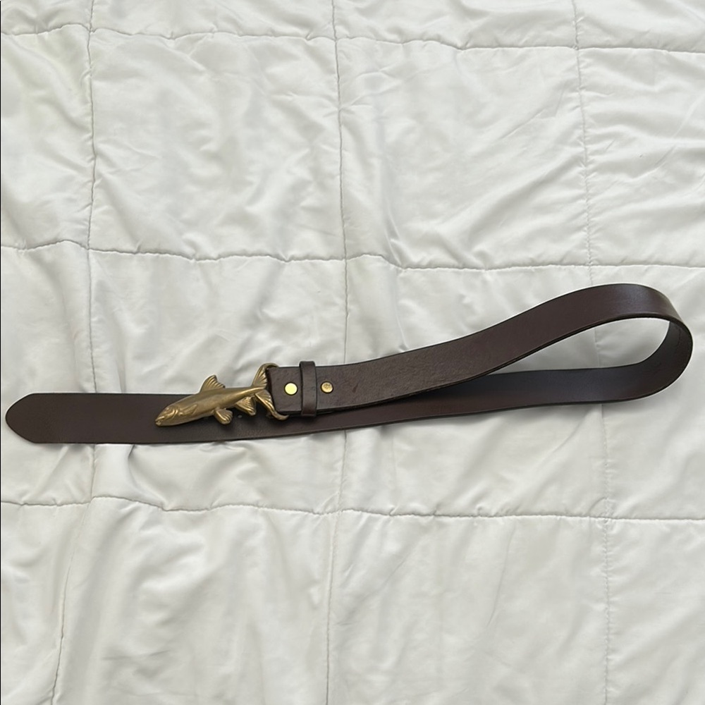 Vineyard Vines Brown Leather Belt with Brass Fish Buckle